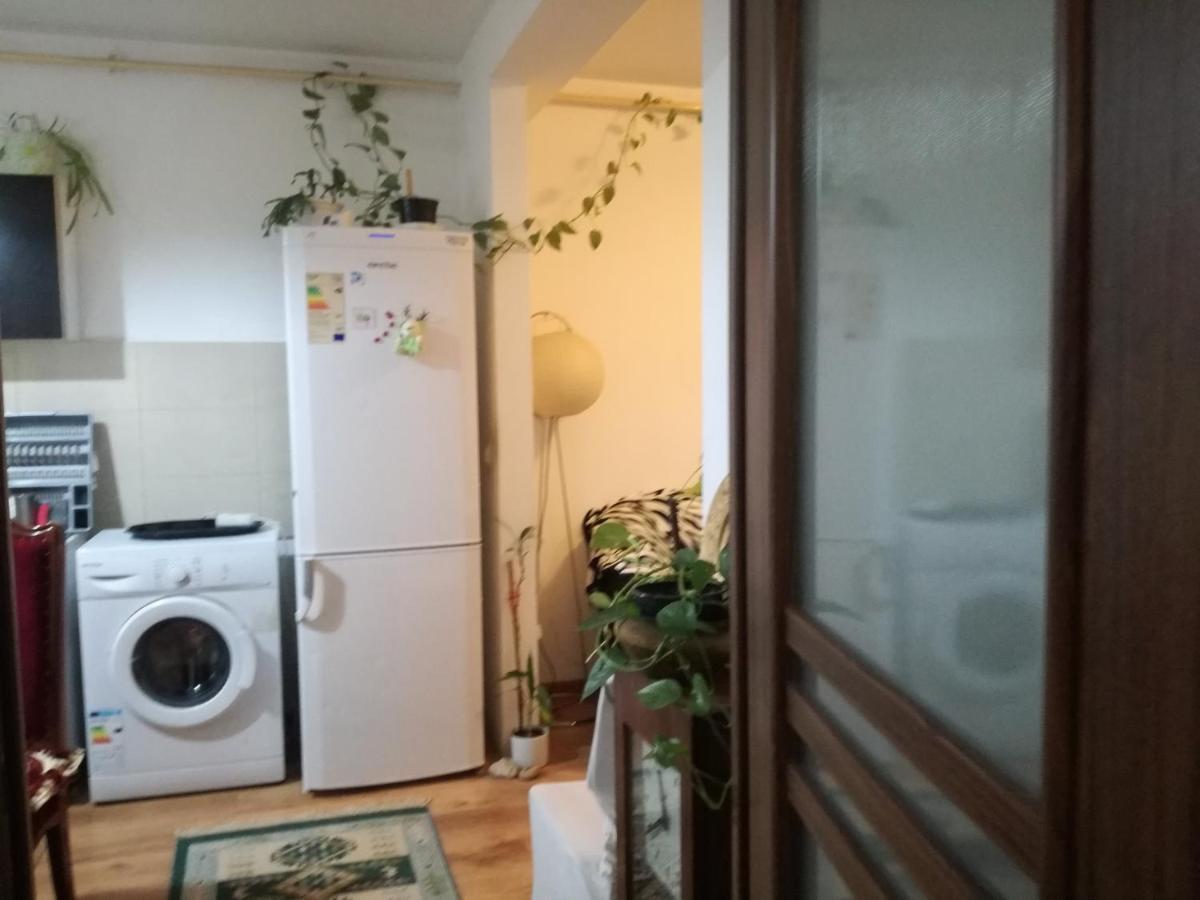Apartament 2Camere - Prima Casa Флорешть Екстер'єр фото