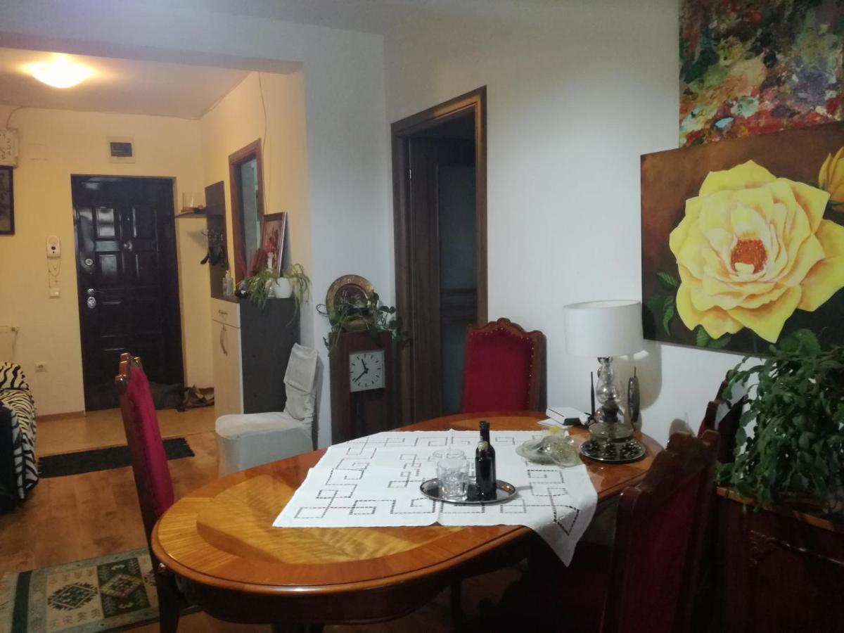 Apartament 2Camere - Prima Casa Флорешть Екстер'єр фото