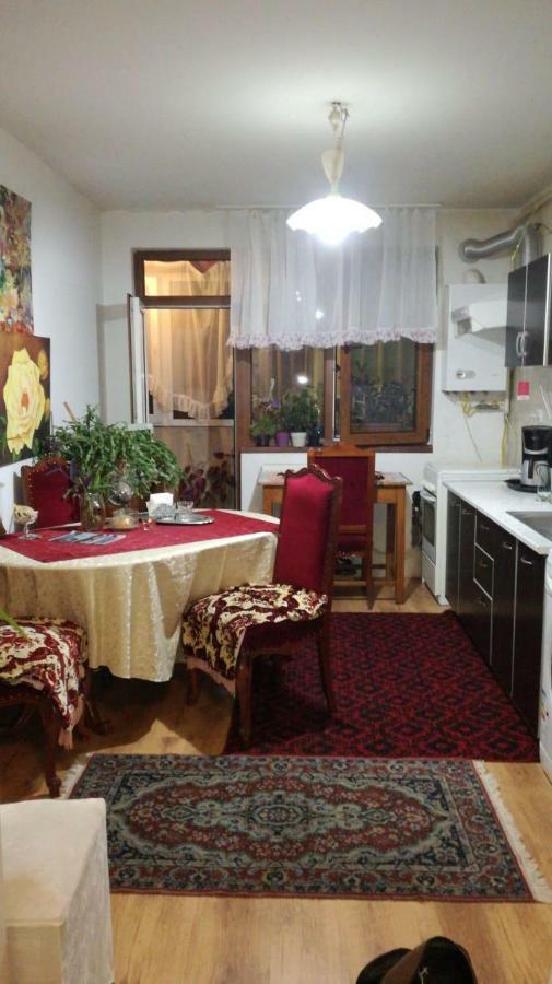 Apartament 2Camere - Prima Casa Флорешть Екстер'єр фото
